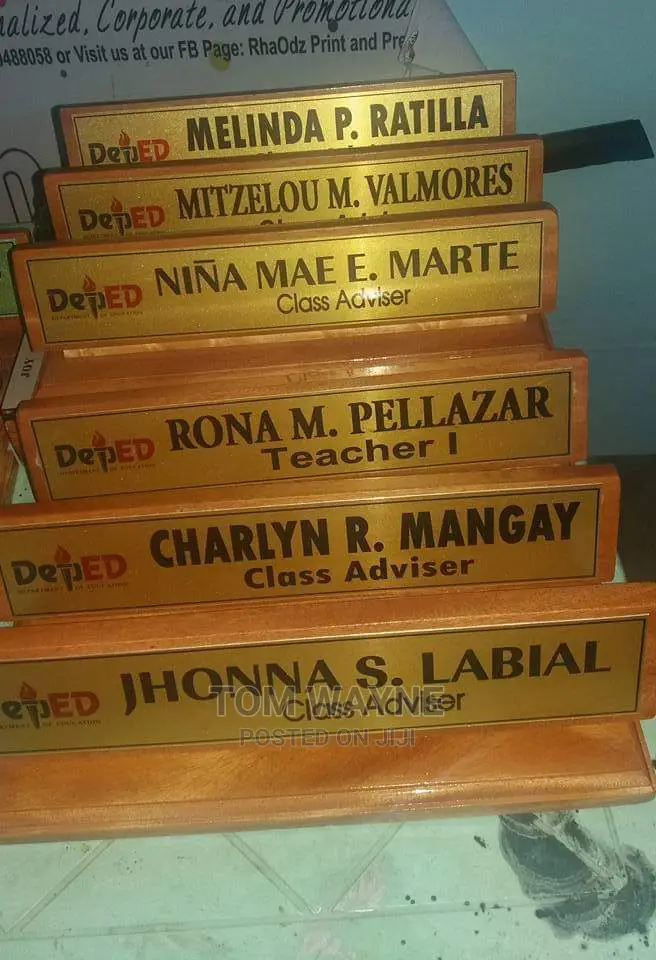 Table Name Plate Engraving and Printing