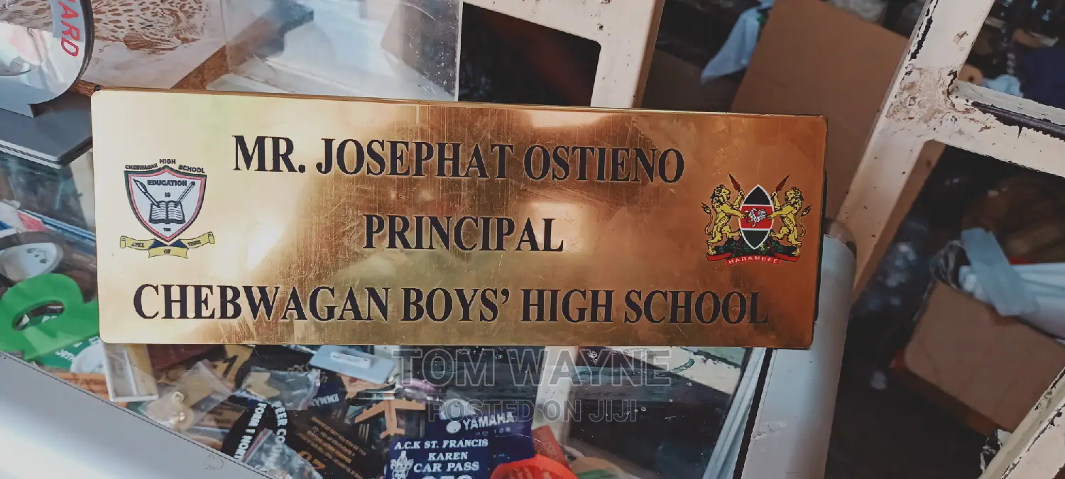 Table Name Plate Engraving and Printing