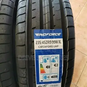 235/45zr19 Windforce Tyre Made in China Nylon