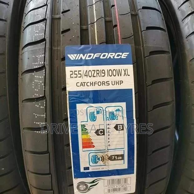 255/40zr19 Windforce Tyre Made in China Nylon