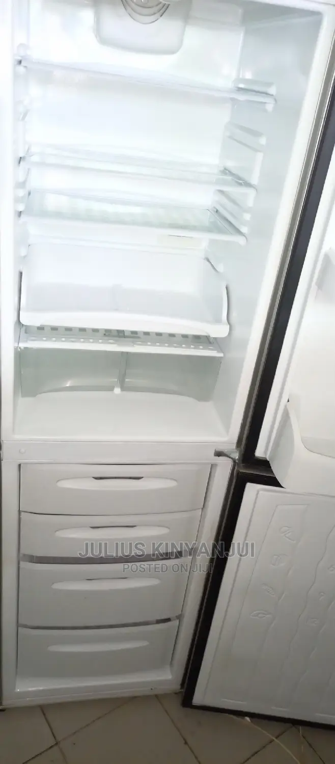 Big Hotpoint Fridge