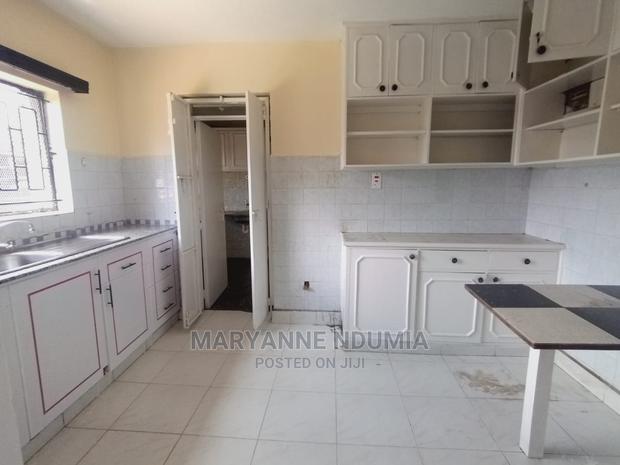 Two Bedrooms Upperhill - thumbnail 7