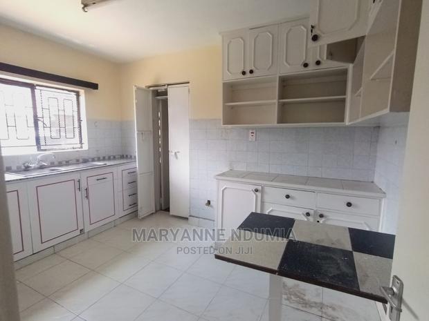 Two Bedrooms Upperhill - thumbnail 11