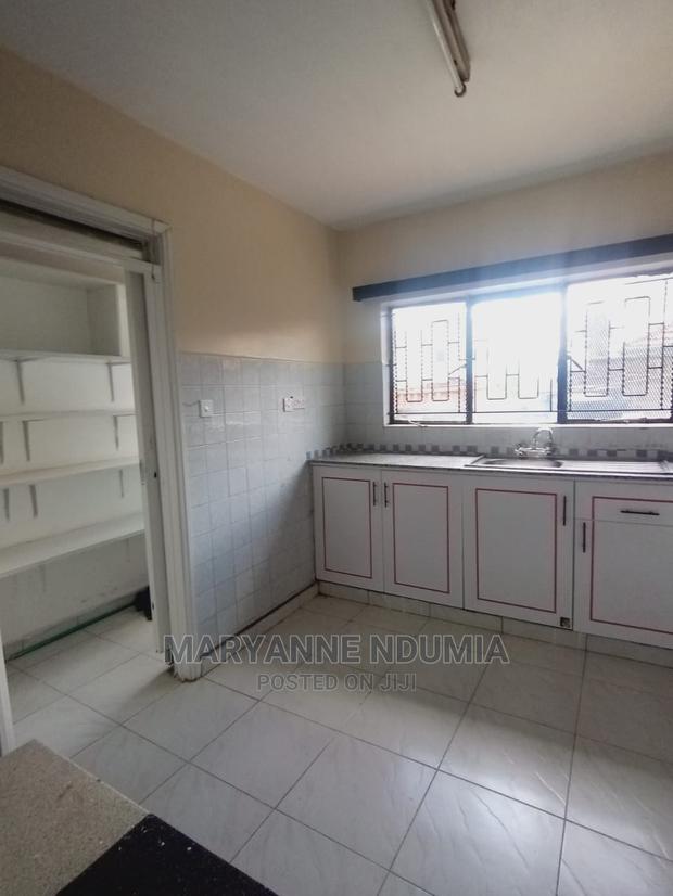 Two Bedrooms Upperhill - thumbnail 14