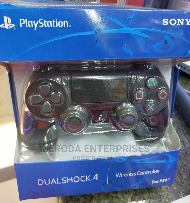 Ps4 Pad Black - main view