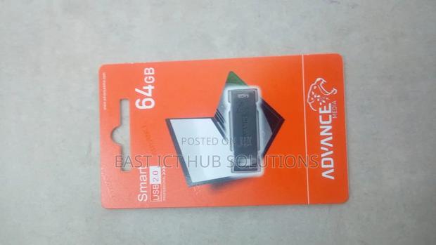 Advance Flashdrive 64gb Size