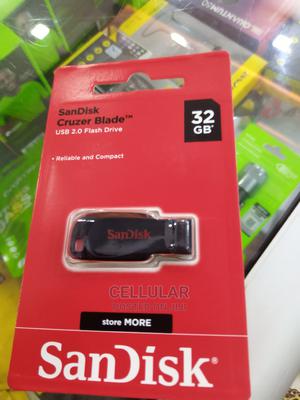 Sandisk 2.0 32gb Flash Drive Brand New and Sealed in a Shop