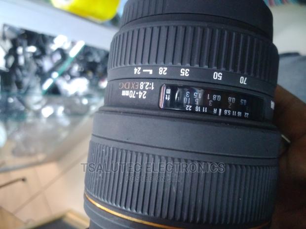 24-70mm 2.8 Canon Lense - thumbnail 4