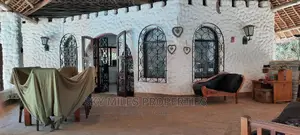 3bdrm Villa in La Marina, Mtwapa for Sale