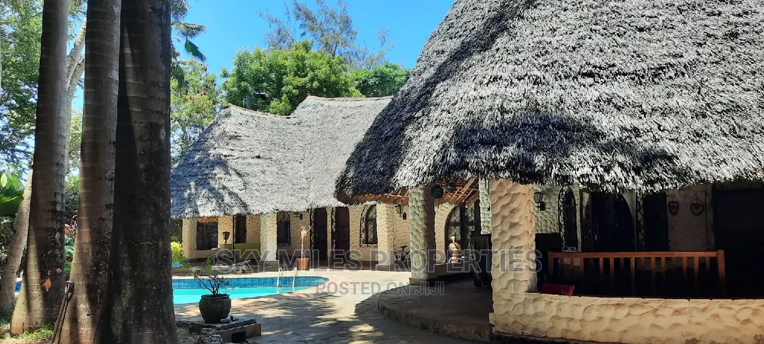 3bdrm Villa in La Marina, Mtwapa for Sale