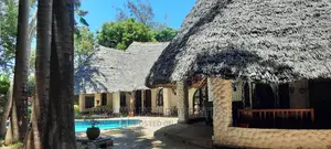 3bdrm Villa in La Marina, Mtwapa for Sale