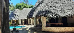 3bdrm Villa in La Marina, Mtwapa for Sale