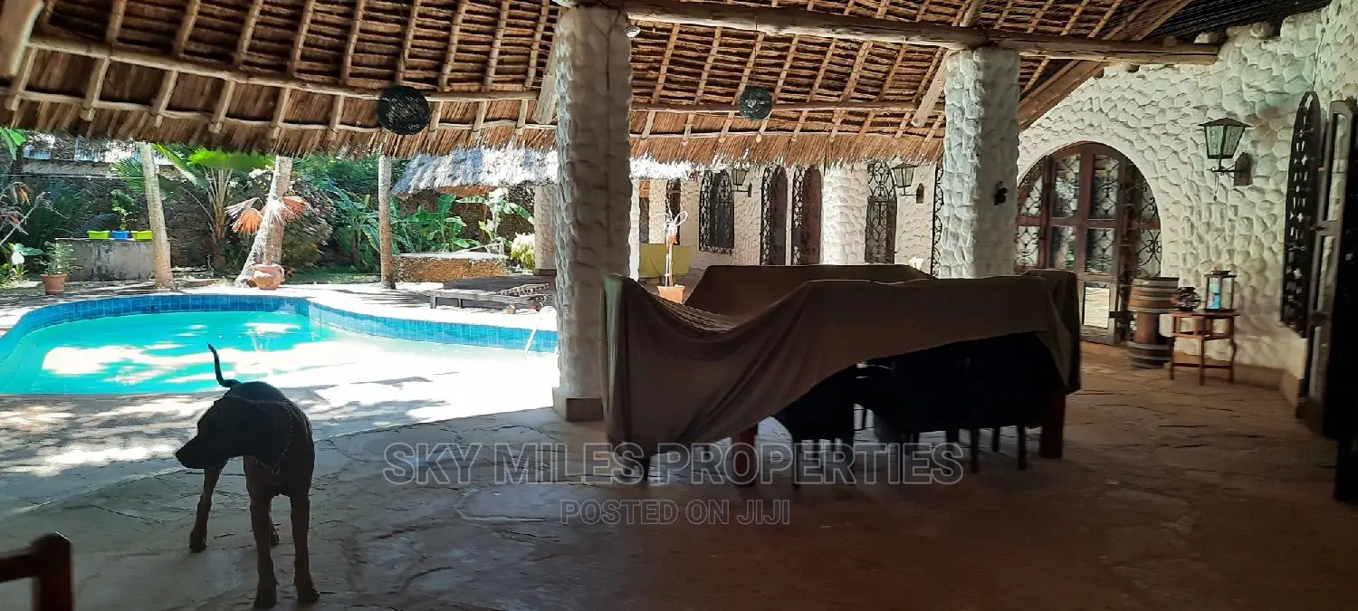 3bdrm Villa in La Marina, Mtwapa for Sale