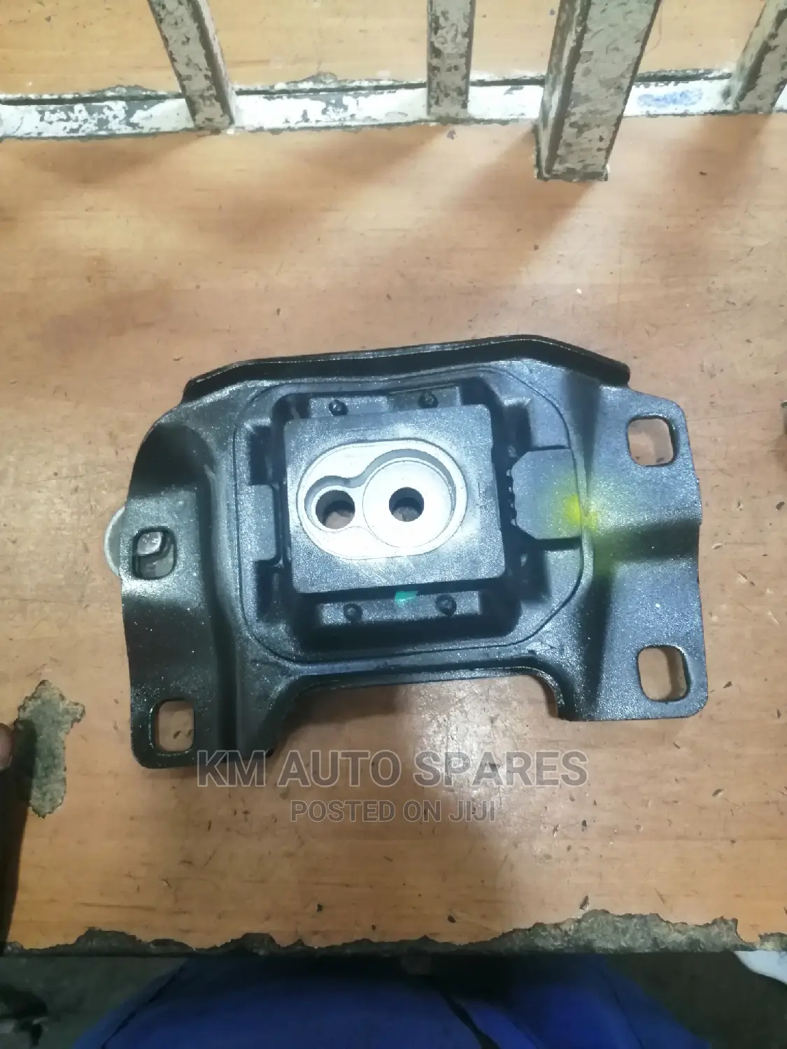 Mazda Premacy Gearbox Mount.
