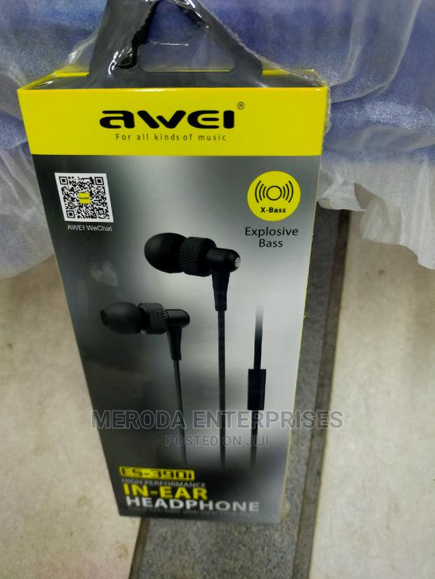 In-Ear Headphones - main view