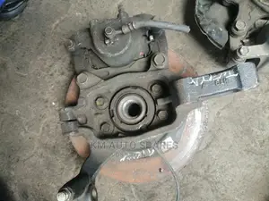 Nissan Teana Hub.