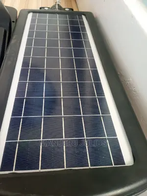 160 Watts Solar Streetlight