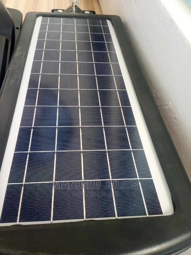 160 Watts Solar Streetlight - thumbnail 3