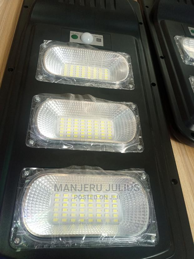 90 Watts Solar Streetlight - thumbnail 4