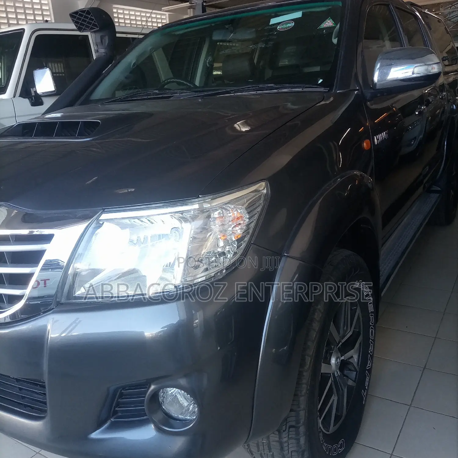 Toyota Hilux 2014 SR Gray