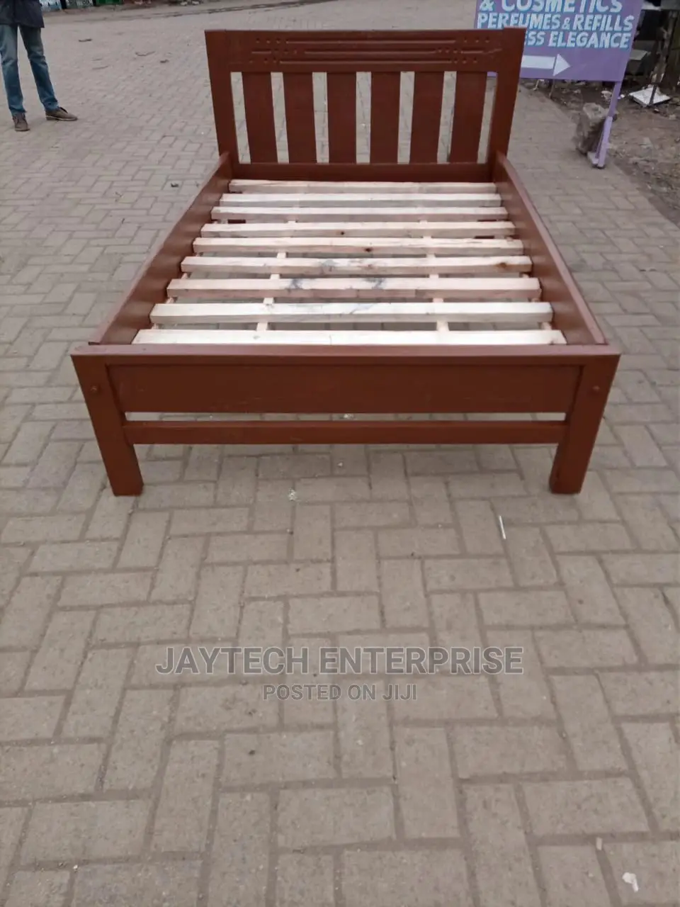NEW 4 X 6 Bed