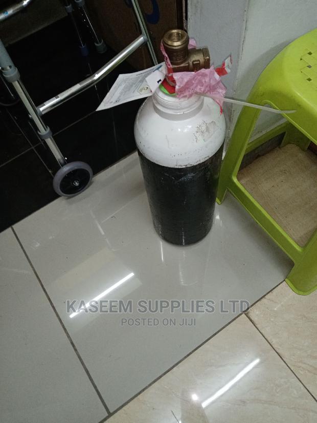 Oxigen Cylinder - thumbnail 2