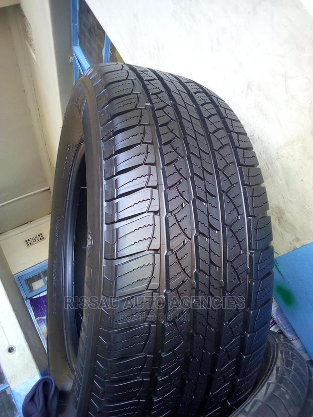 265/65 R 17 Michelin Tires - main view