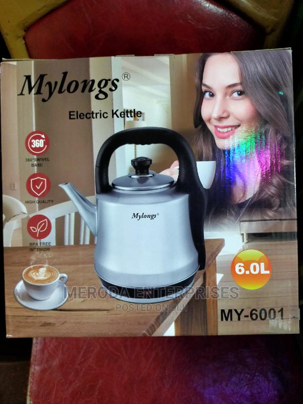 High Quality Electric Kettle - main view