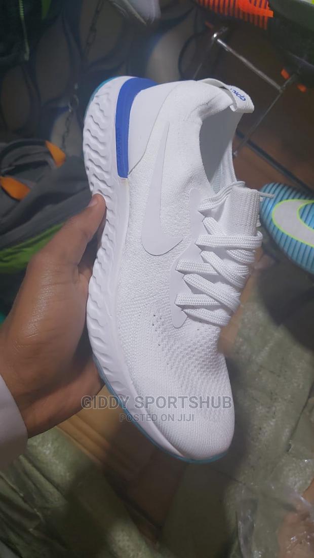 Running Shoes - thumbnail 4