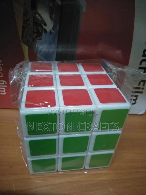 Rubik's Magic Puzzle Cube (Small Sizes) - main view