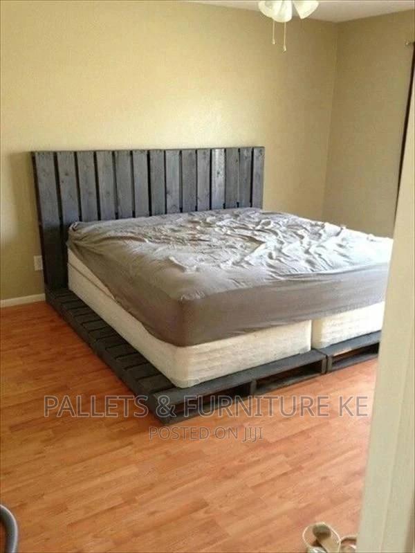 Pallets Bed - thumbnail 5