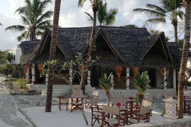 8acres Front Row Beach Hotel for Sale - thumbnail 9