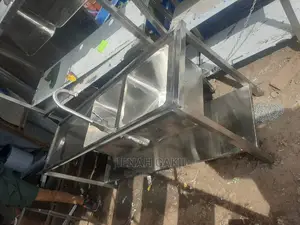Stainless Steel Kitchen Sink