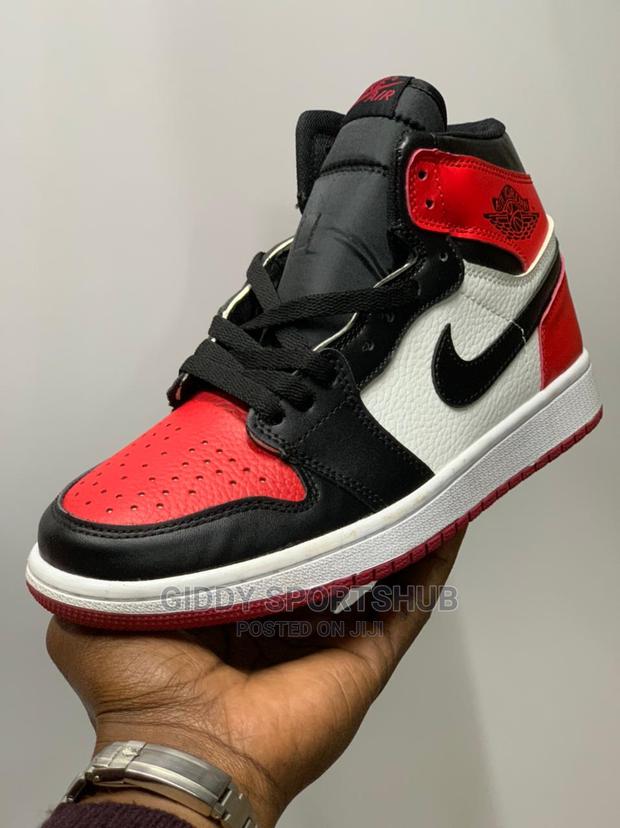 Jordan 1 Retro Tie-Day Stocked Size 40—45 - thumbnail 3