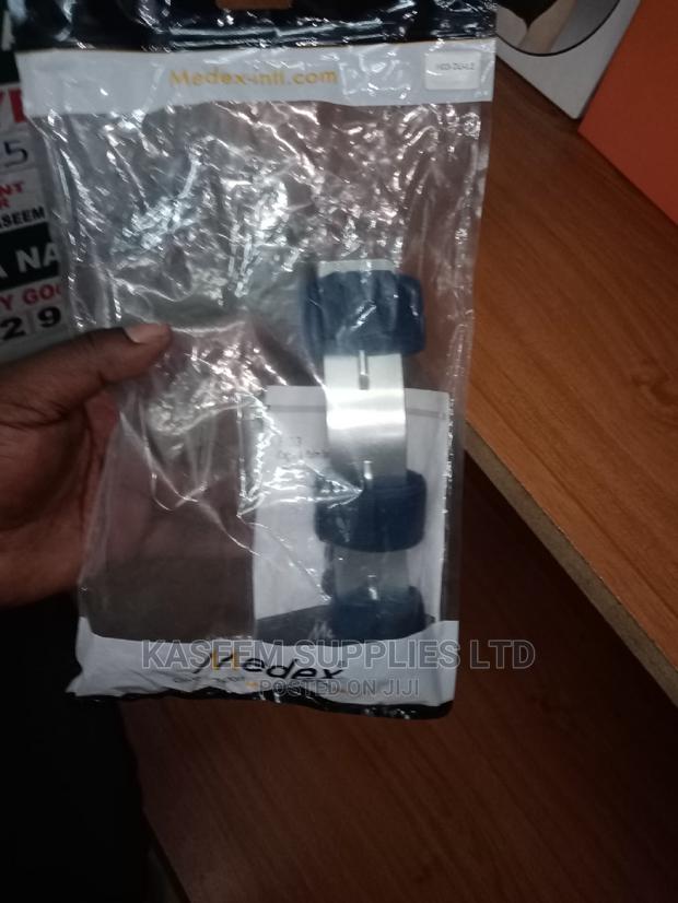 Finger and Palm Split - main view