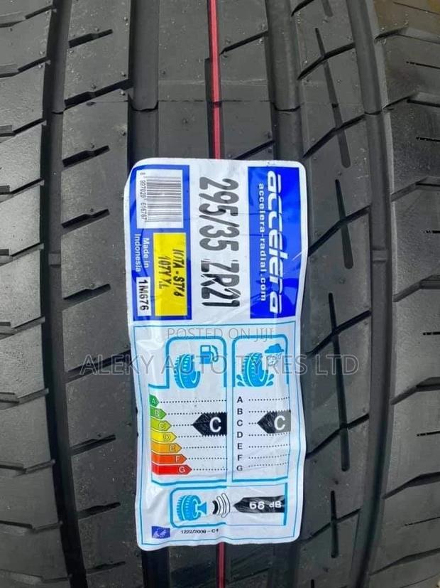 295/35 R 21 Accelera Tyre Made in Indonesia