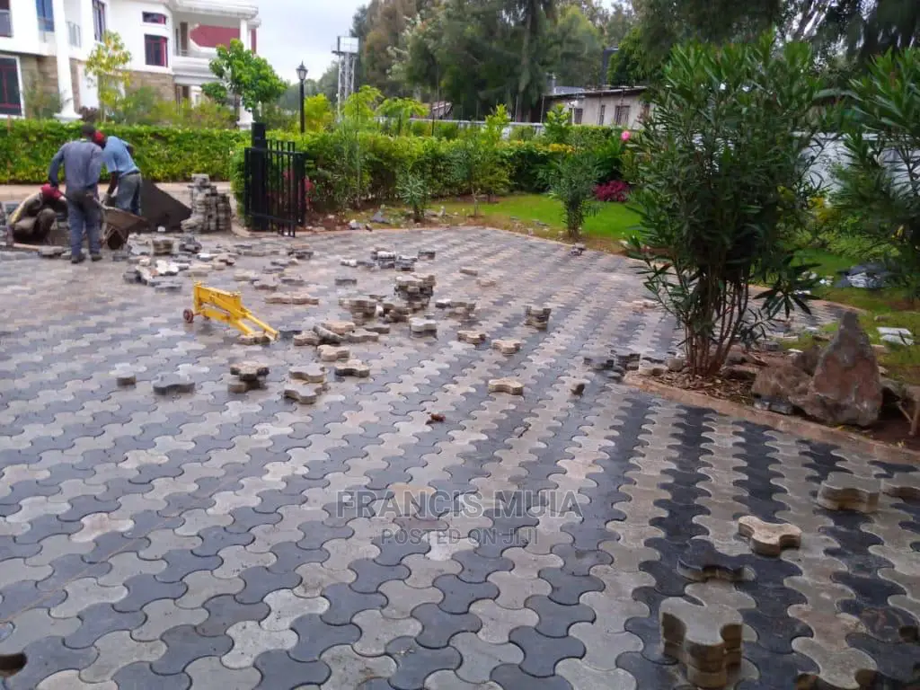 Cabro Laying and Landscape Installation