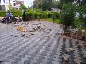 Cabro Laying and Landscape Installation