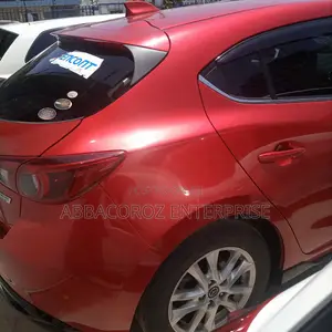 Mazda Axela 2015 Red