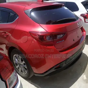 Mazda Axela 2015 Red