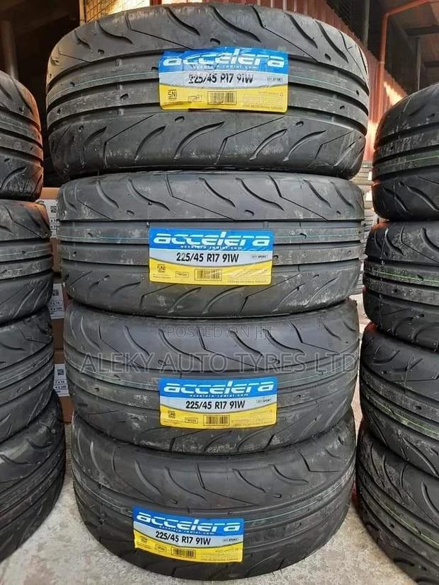 225/45 R17 Accelera Tyre Is Accelera Tyre 91W - main view