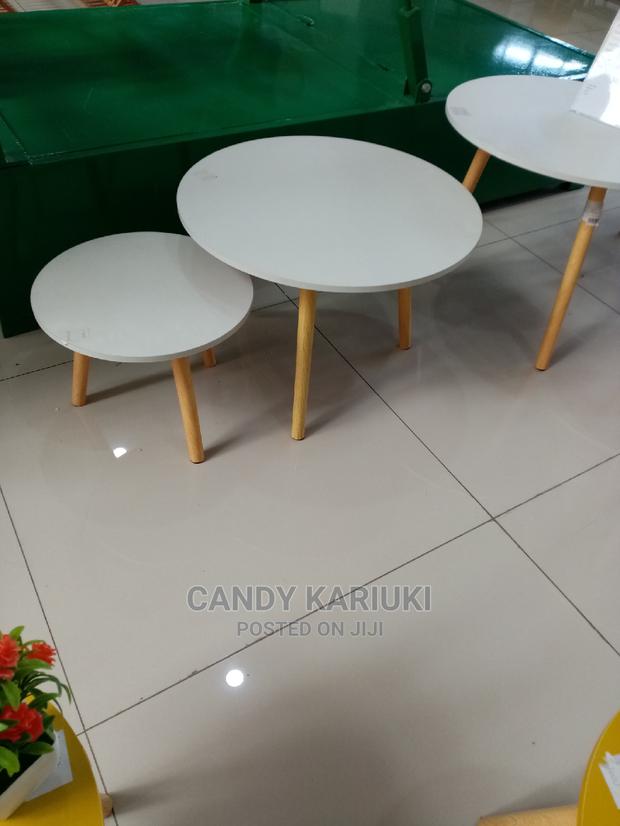 White Aemes Table Set