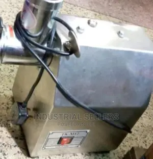 Proven Tk-M12 Meat Grinder