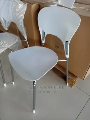 White Waiting Chair