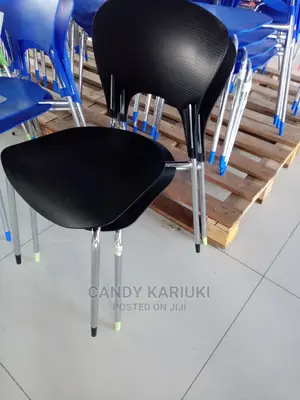 Ideal Waiting Chair
