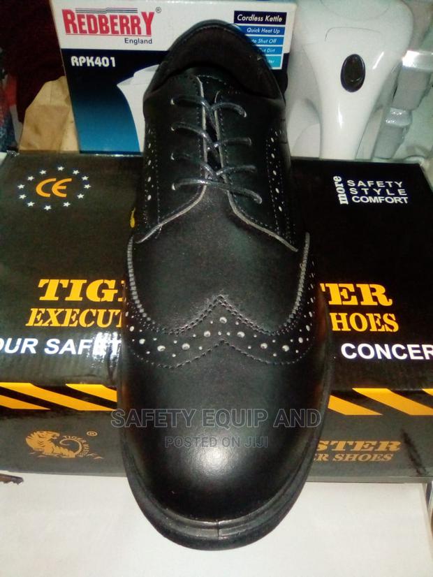Tiger Master Executive Safety Shoes - main view
