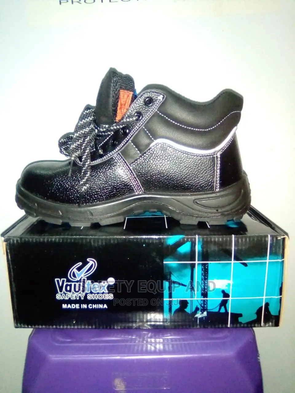 Vaultex Safety Footwear for Engineers