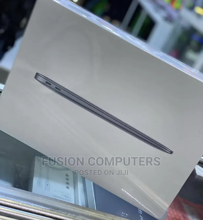 New Laptop Apple MacBook Air 2020 8GB Intel Core M 256GB