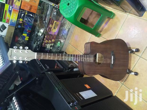 Big Box Guitar - thumbnail 3