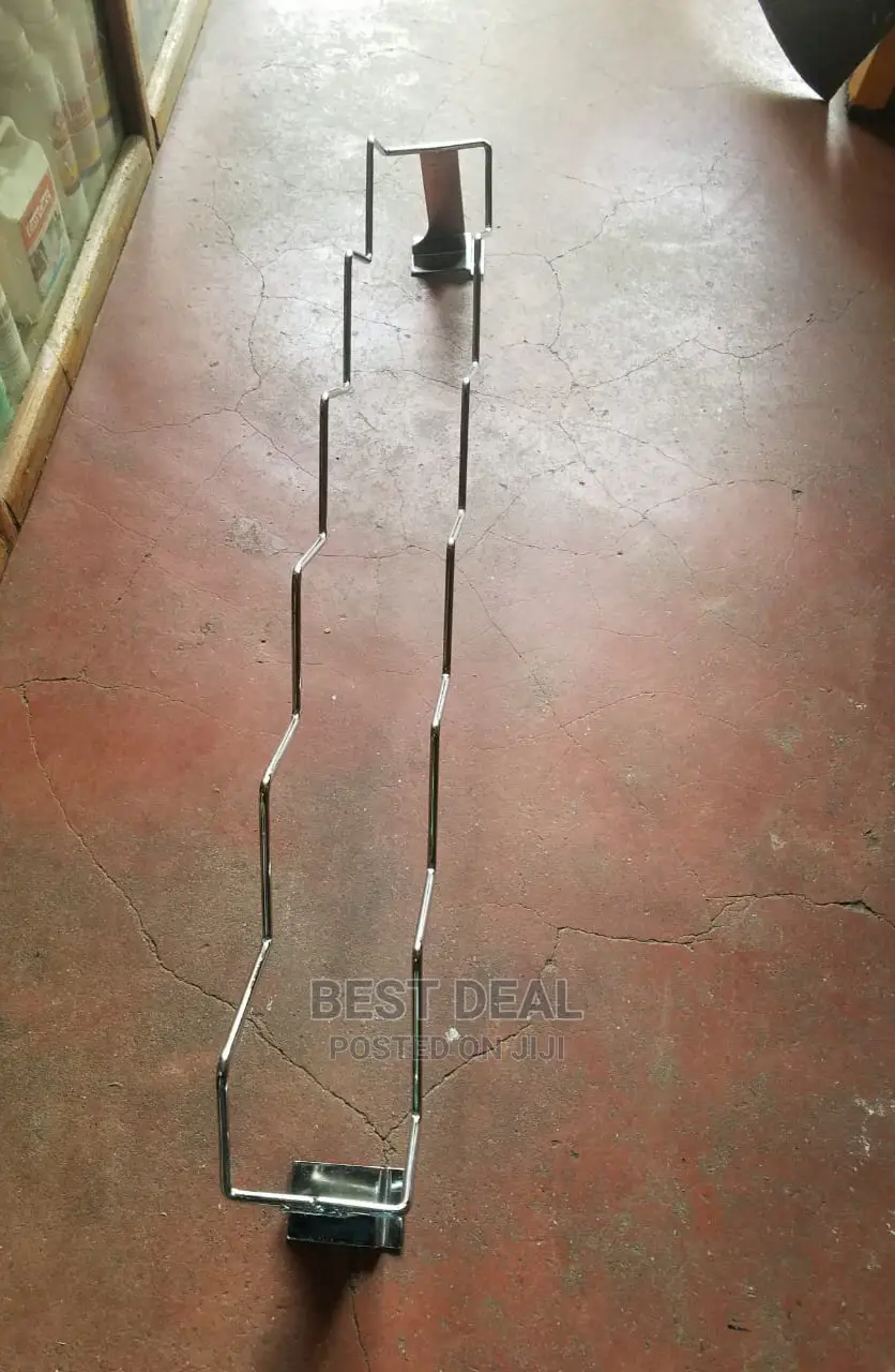 Shoe Racks and Display Channels Zigzag
